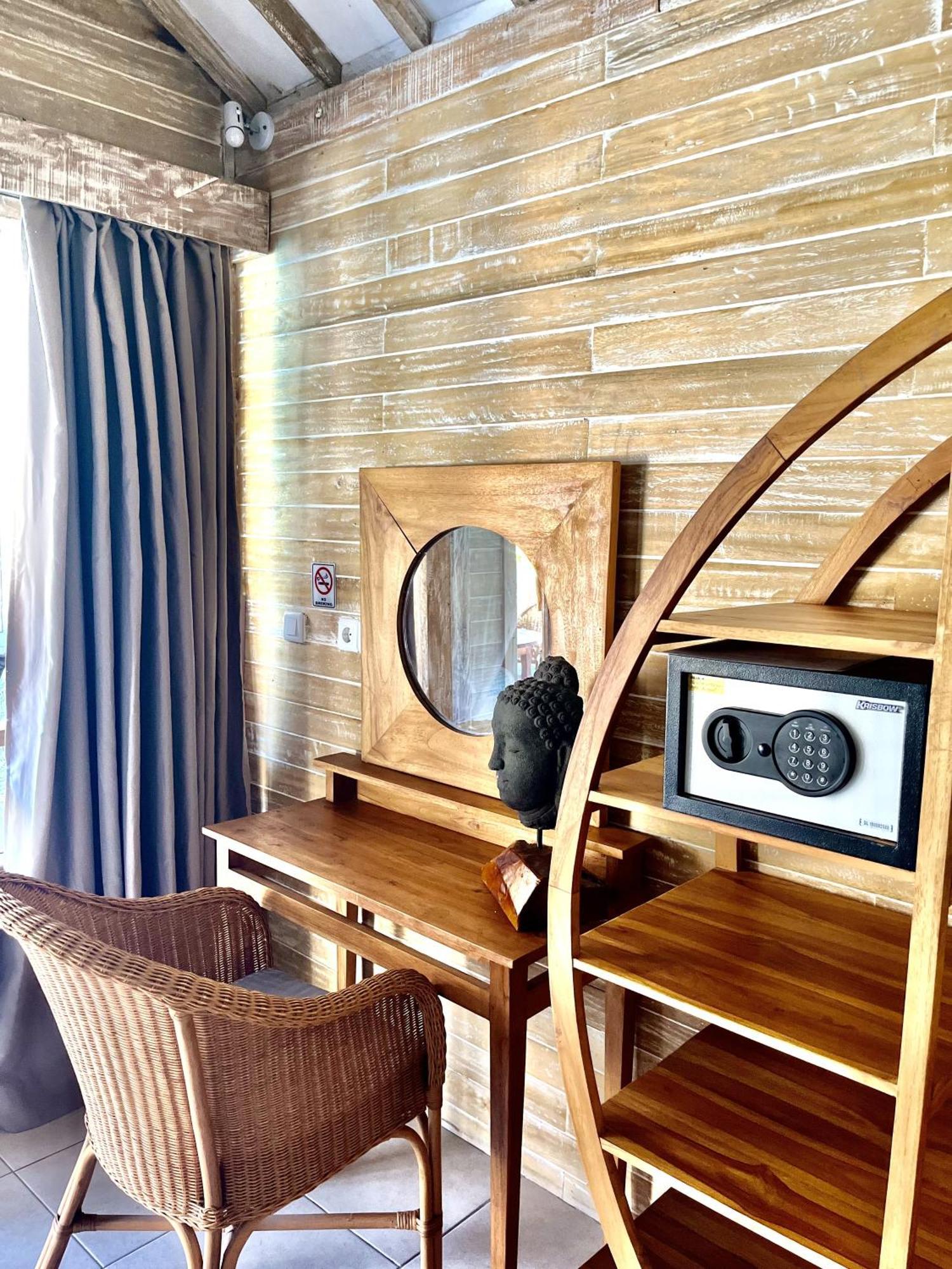 Gilizen Resort - Private Pool Villas Gili Air Exterior photo